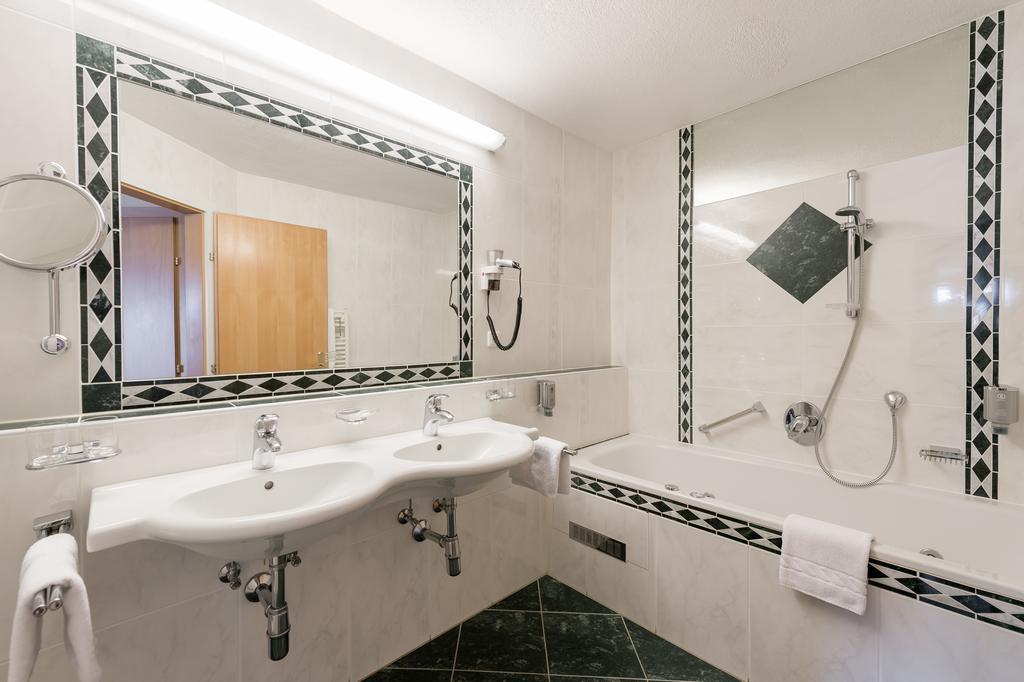 Hotel Olympia Обергургл Стая снимка